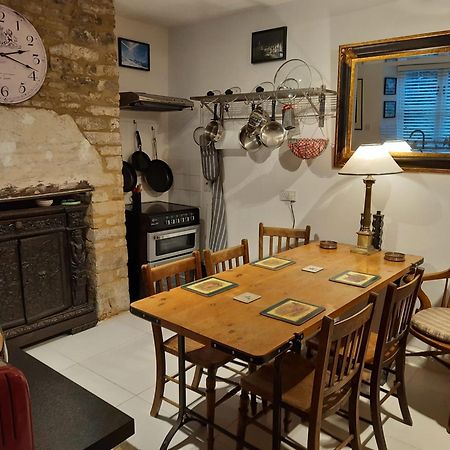Market Place Cottage, Tetbury, Cotswolds Grade II Central Location Luaran gambar